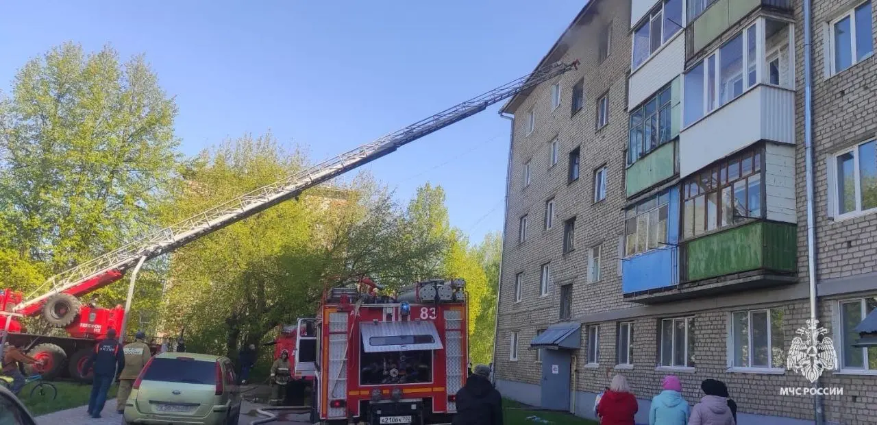 В башкирском Нефтекамске в пожаре погибли отец и сын